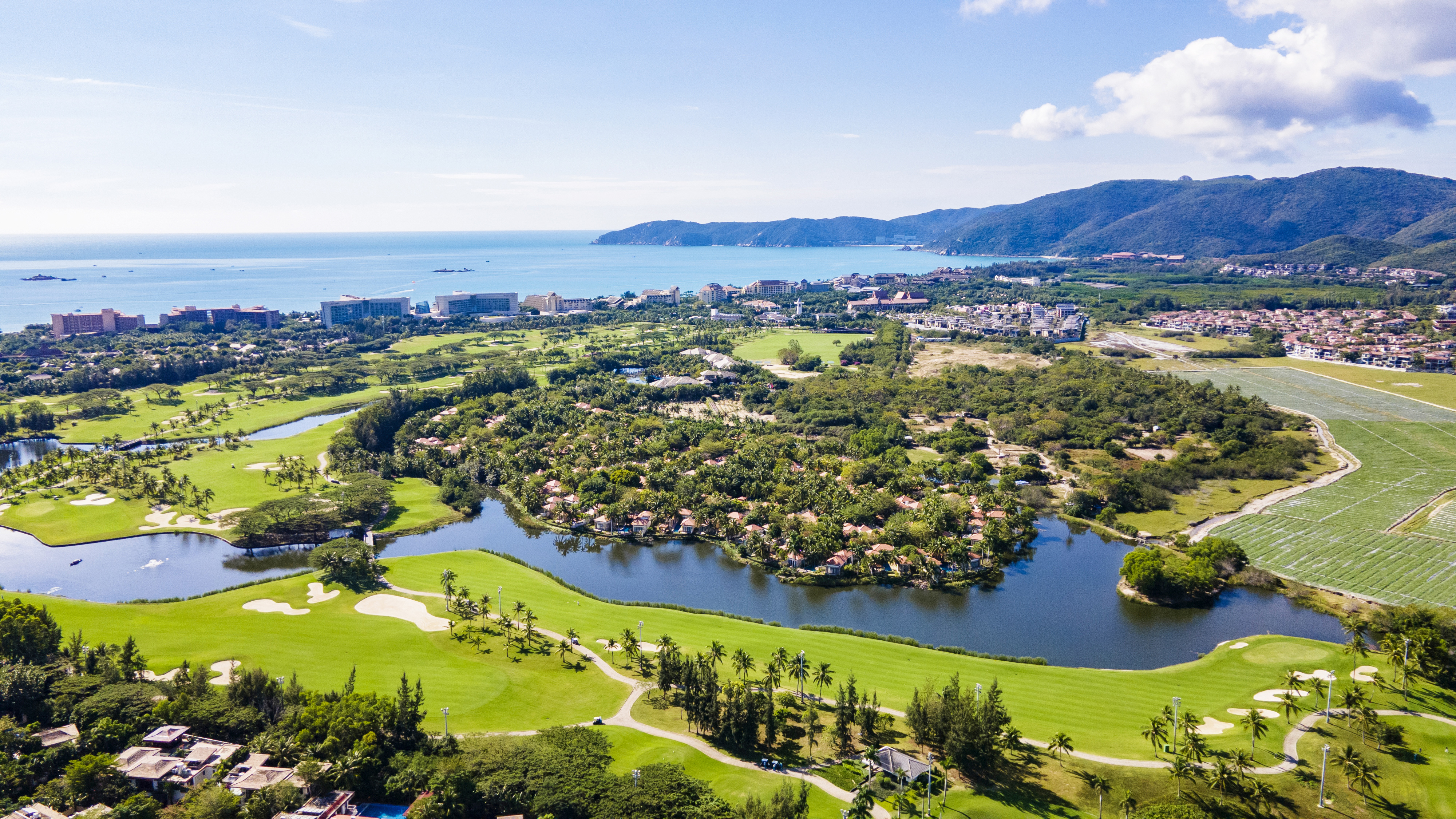 Sanya Yalong Bay